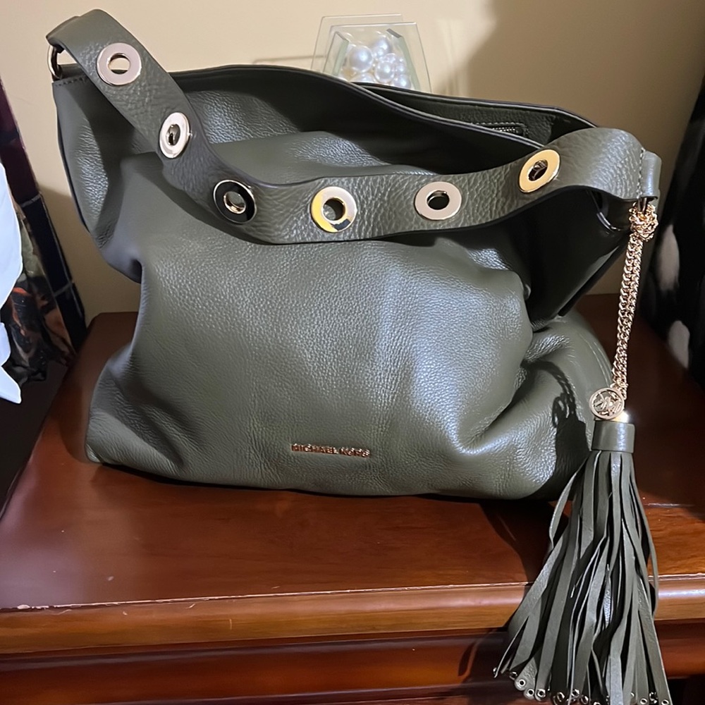 Michael Kors Brooklyn Large Hobo